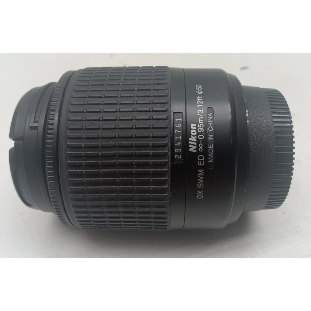Nikon DX / AF-S Nikkor 55-200mm / Auto Focus - Silent / SWM ED 0.95M/3.12ft Lens